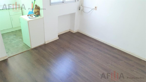 Venta Apartamento Dos Dormitorios Centro Locación