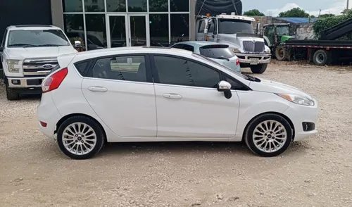 Ford Fiesta 1.6 Hatchback Titanium