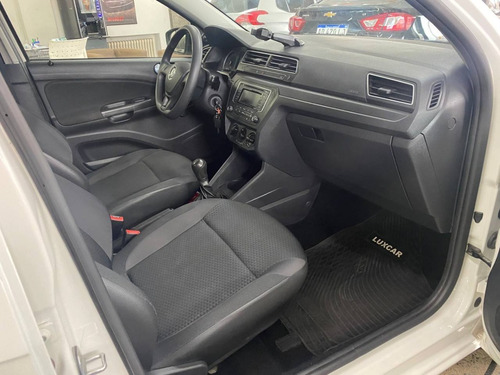Imagen 13 de 17 de Volkswagen Voyage 1.6 Trendline. Año 2018.c/gnc. Unica Mano