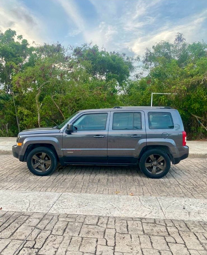 Jeep Patriot 2.4 Edición 75 Aniversario 4x2 At
