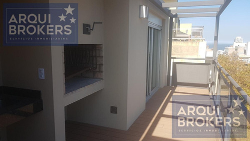 Imagen 6 de 30 de Apartamento De 2 Dormitorios En Venta En Centro Equipada Y Amoblada, Con Parrillero