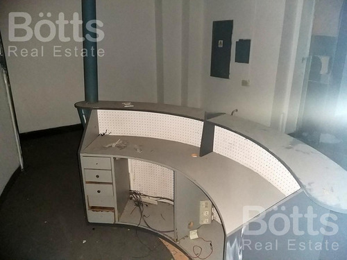 Imagen 12 de 19 de Amplias Oficinas En Dos Platas En Pleno Microcentro