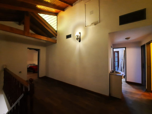 Quinta En Venta En Villa Udaondo
