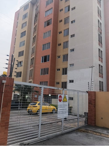 Apartamento En Venta En Naguanagua- El Rincon (mer)