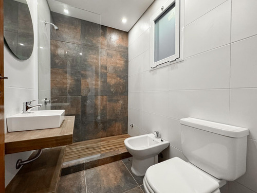 3 Ambientes En La Boca Con Muy Buen Acceso, Cerca Del Hospital Argerich - Ideal Primera Vivienda