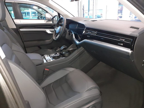 Volkswagen Touareg Tdi V6 2021 Física - Única En El País!!!