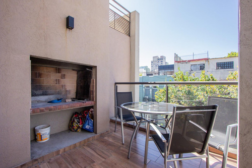 Excelente Duplex Amoblado Impecable El Mas Lindo De Boedo, Cochera , Parrilla , Balc