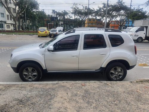 Imagen 5 de 14 de Renault Duster 2.0 4x4
