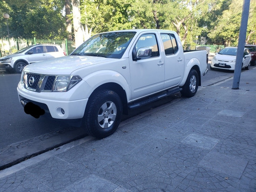 Nissan Frontier 2010 2.5 Le Cab Doble 4x4