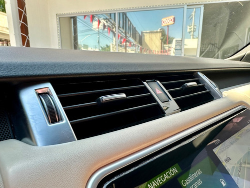 Land Rover Range Rover Sport HSE DYNAMIC