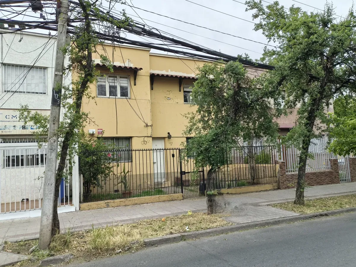 Imagen 1 de 30 de Oportunidad Casa En Buen Barrio De Independencia