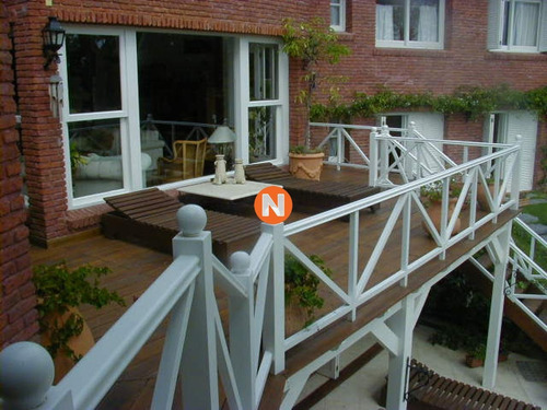 Casa En Venta, Golf, Punta Del Este, 5 Dormitorios.- Ref: 205482
