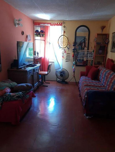 Departamento En Venta - 3 Dormitorios 1 Baño - 85mts2 - Ensenada