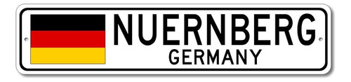 Núremberg, Alemania - Señal De Calle De La Bandera Alemana -