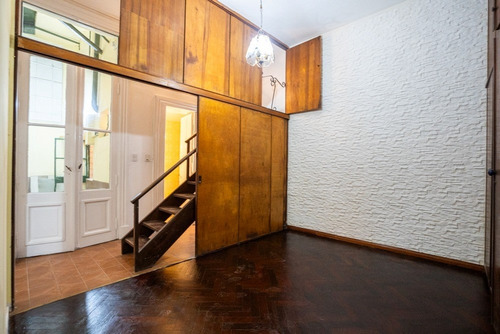 Departamento Ph En Venta En Parque Patricios, Capital Federal, Buenos Aires