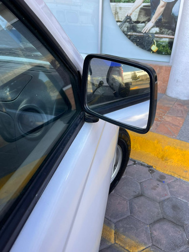 Nissan NP300 2.5 Diesel Chasis 4x2 Mt