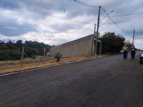 Terreno Condomínio Orypaba