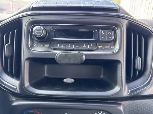 RAM 700 1.6 Slt Mt
