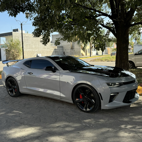 Chevrolet Camaro 6.2 Ss - V8 At