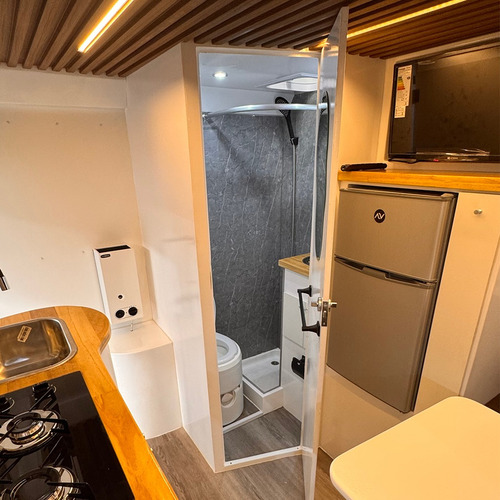 Camper U333 Motorhome - Camper - Doble Cabina
