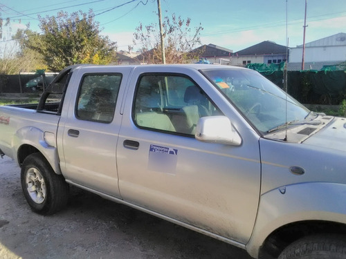 Imagen 2 de 4 de Nissan Frontier 4x4 Se