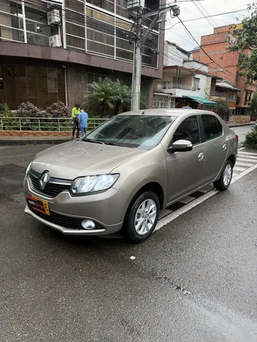 Renault Logan 1.6 Privilege / Intens