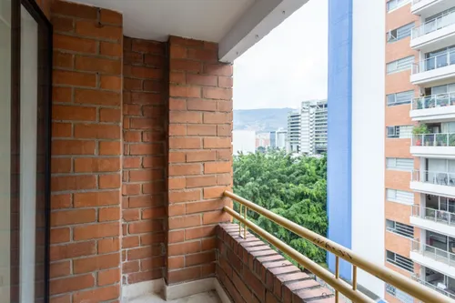 Apartamento En Venta En Conquistadores. Cod V21453