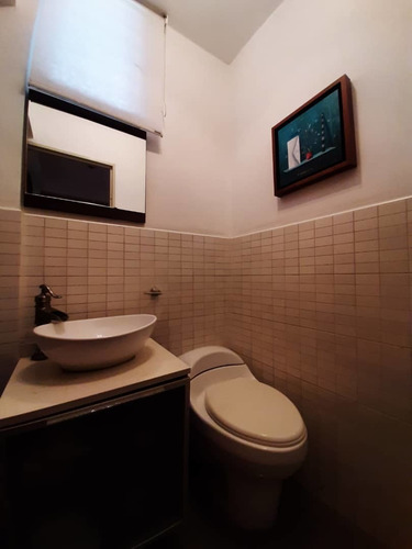 Imagen 20 de 25 de Se Vende Casa 430m2 5h+s/6b/8p Colinas De Santa Monica 5387