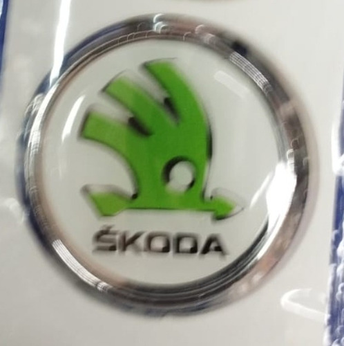 Emblema Logo Skoda 4.5 Cm Universal Timón O Rines Adaptar