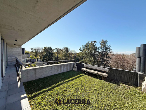 Unico Depto. 4 Amb. Con 2 Jardines Y Piscina Propia! 2 Cocheras Cub.