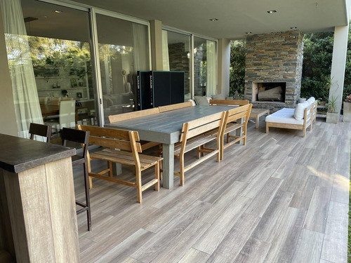 Imagen 25 de 30 de Excelente Casa Muy Moderna, Lote A Espacio Común, Increible Vista