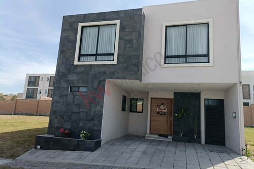 Casa En Venta Con Increibles Acabados, Ideal Para Familia O Inversión