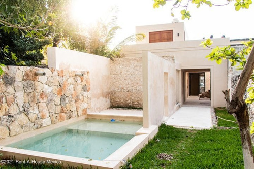 Imagen 1 de 14 de Casa En Venta En Mérida ,centro Mérida Gy. 22-86