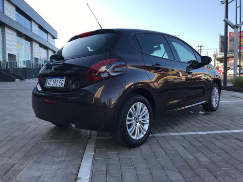 Peugeot 1.6 Allure Con Navegador Año 2018