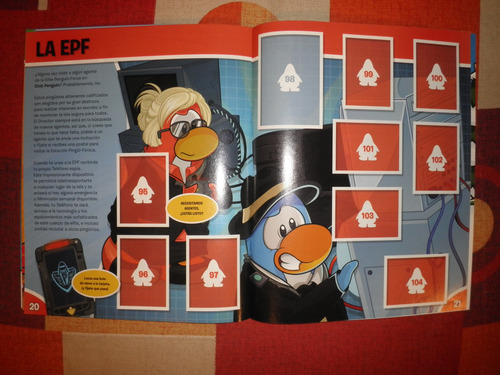 Album Y 25 Estampas Club Penguin Topps Club Penguin (Usado)