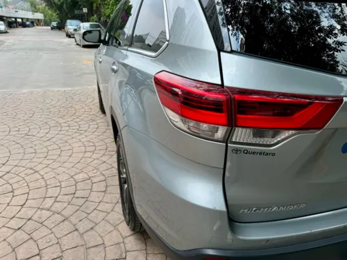 Toyota Highlander 3.5 Le At