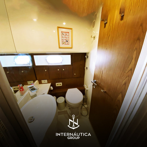 Lancha Ferretti 680 Fly 2014 Intermarine Azimut Schaefer