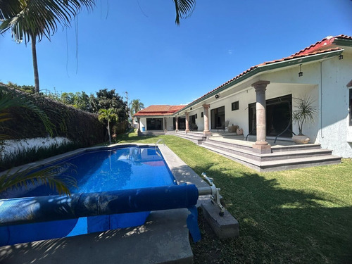 Casa En Renta En Lomas Cocoyoc