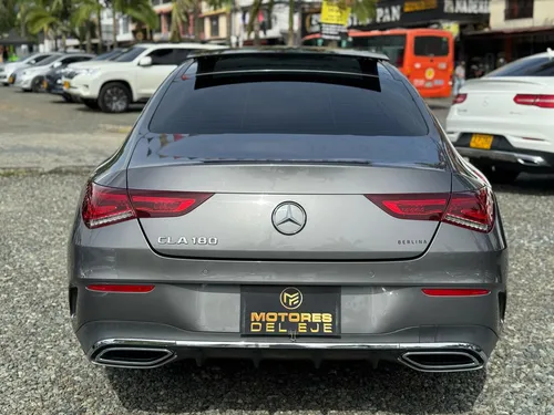 Mercedes-Benz Clase CLA 1.3 Cla 180 Amg Line At