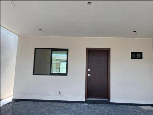 Casa Sola En Venta En Nuevo Progreso, Tampico, Tamaulipas
