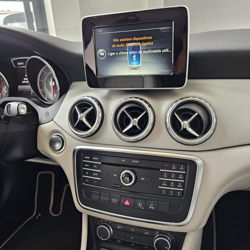 Mercedes-Benz Classe GLA 1.6 Style Turbo Flex 5p