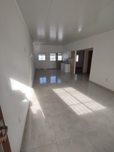 Alquiler Casa 2 Dormitorios - Paso Carrasco - Nueva
