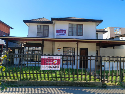 Venta Propiedad 5 Dorm 2 Baños Calle Colón (69074)