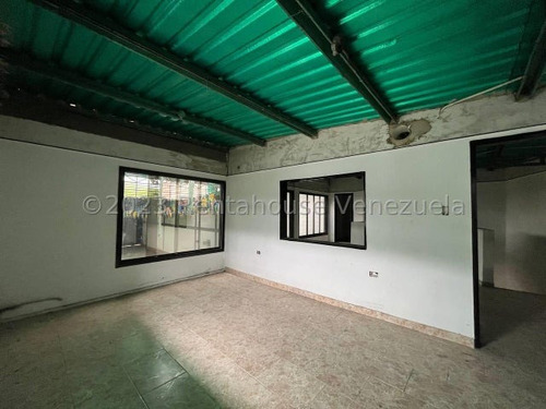 Galpón En Venta Av Intercomunal Turmero Maracay 24-4212 Hc
