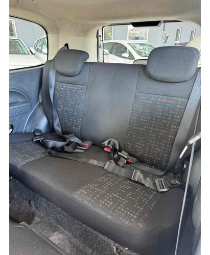 Fiat Uno 1.0 EVO VIVACE 8V FLEX 2P MANUAL