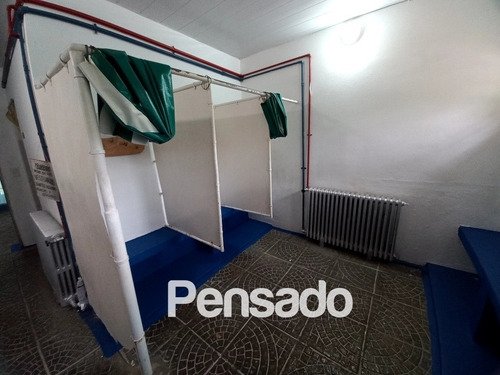 En Venta Complejo Natatorio, Salon De Fiesta Tapalque