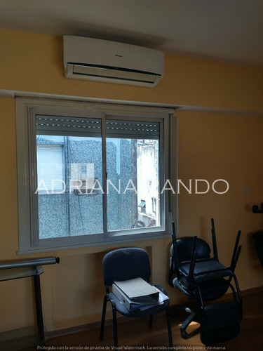 Imagen 12 de 19 de 173 - Importante Estudio Con Recepción Sala De Estar Y Oficinas