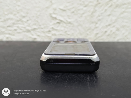 Celular Sony Ericsson W610 Retro Telcel Funciona Con Detalle Gris (Usado)