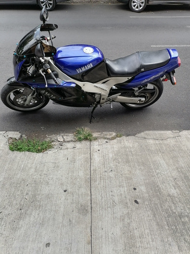 Imagen 2 de 6 de Yamaha Fzr 1000 Génesis,