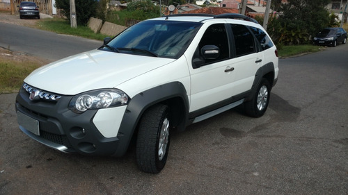 Fiat Palio Adventure 1.8 16v Flex 5p